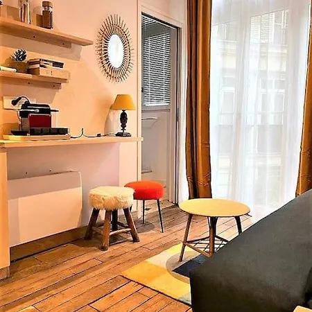 - Pigalle/abbesses Id 351 파리